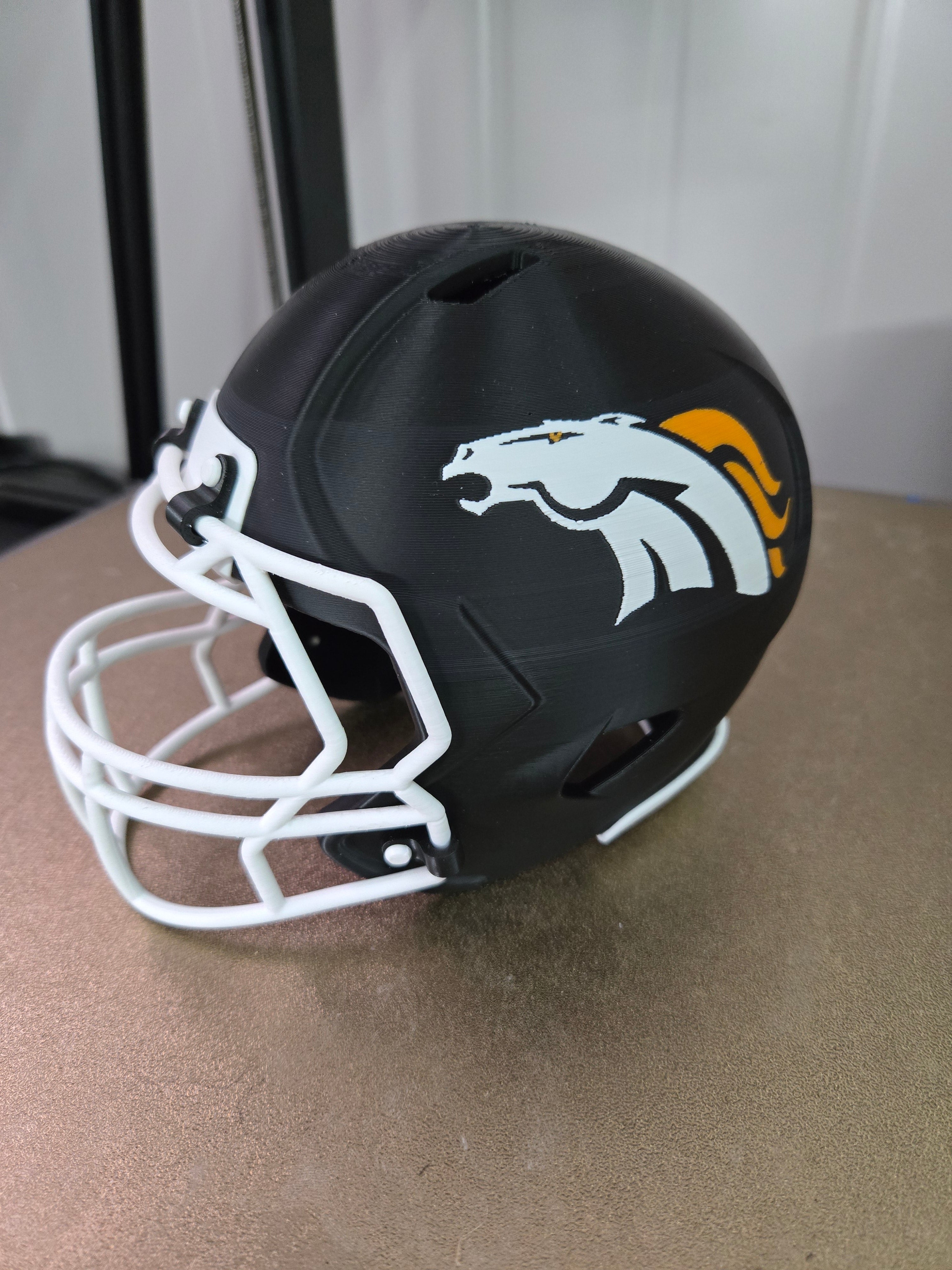3D printed Collectable Football Helmets